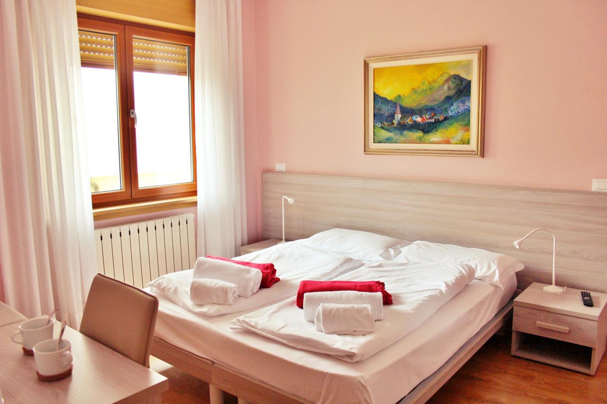 Adriatico Rooms 타르비시오 외부 사진